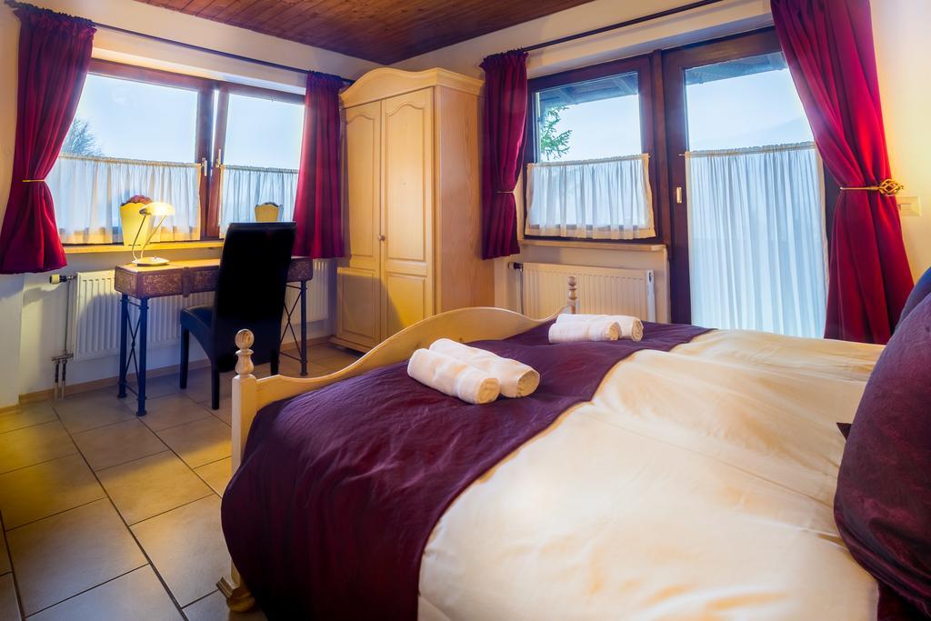 רוהפולדינג Hotel Garni Zeranka מראה חיצוני תמונה