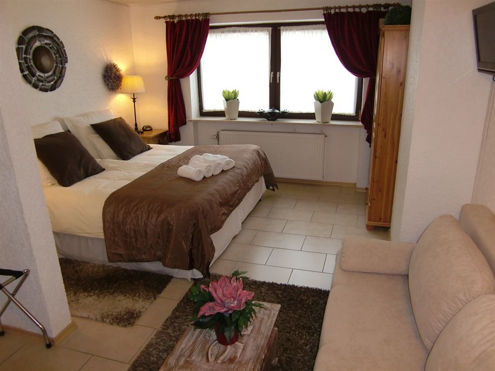 רוהפולדינג Hotel Garni Zeranka מראה חיצוני תמונה