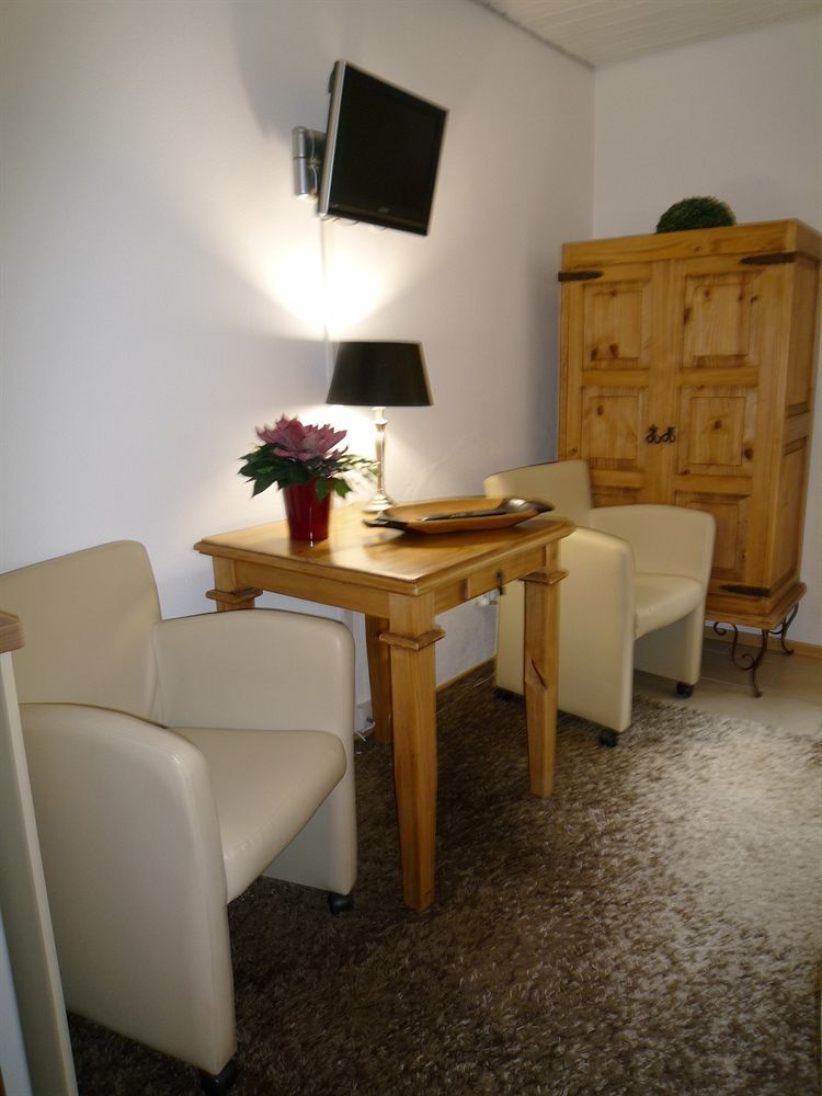 רוהפולדינג Hotel Garni Zeranka מראה חיצוני תמונה